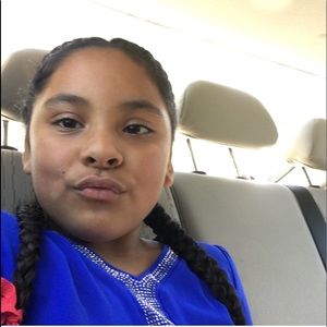 Meet your Posher, Marisol